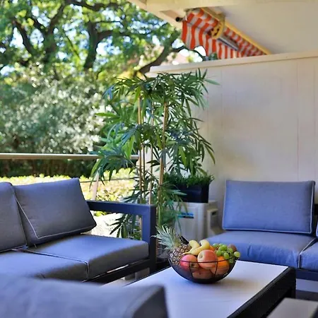 Centre St Tropez - Gd 2 Pieces, Piscine Et Parking アパート サントロペ