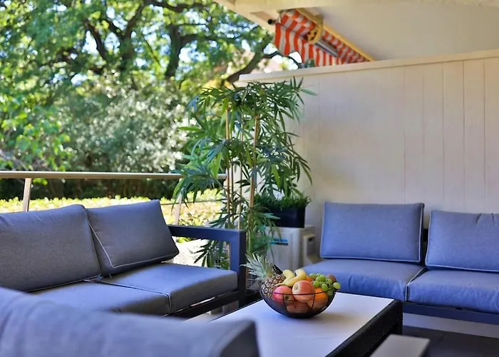 Centre St Tropez - Gd 2 Pieces, Piscine Et Parking Apartment Saint-Tropez